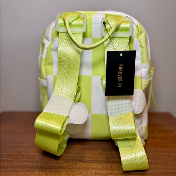 🛼NWT F21 Checkered Mini Backpack 🛼 - Picture 9 of 11